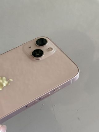 iPhone 13 Rosa - Como Nuevo
