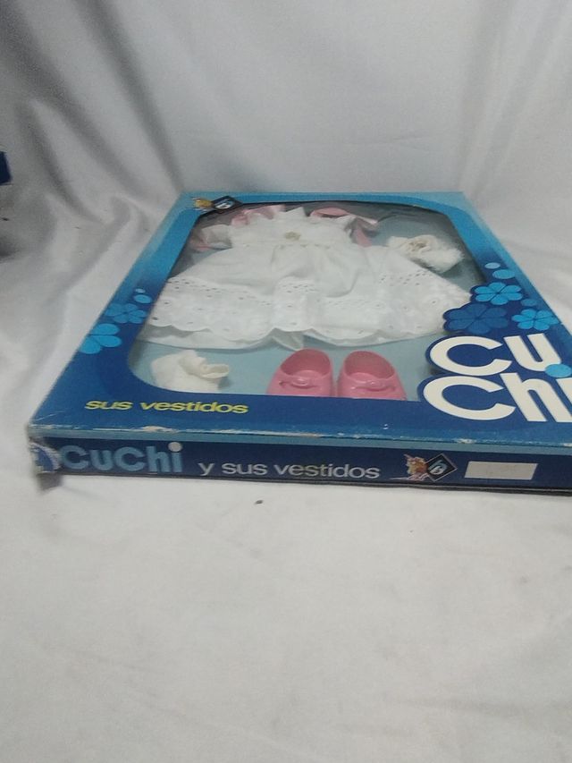 Vestido de boneca CuChi