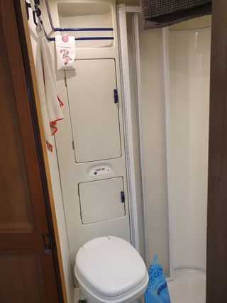 Mercedes Hymer Starlyne 640 2.7 156cv automatica 2004