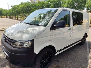 Volkswagen Transporter T5 2011