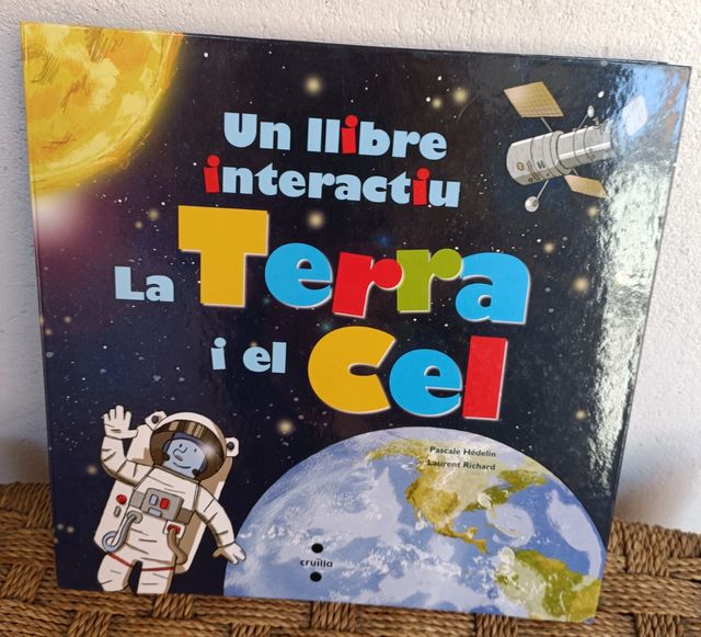 La Terra i el Cel, un llibre interactiu