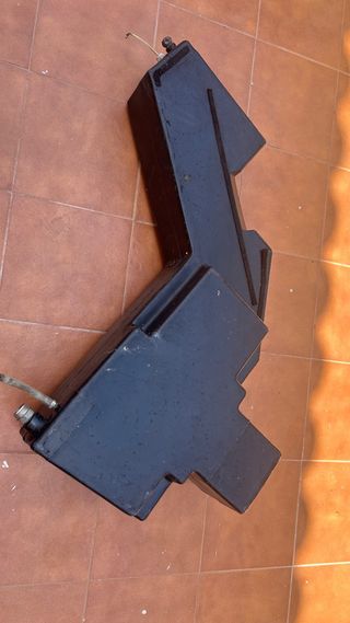 Deposito agua 69L camper usada VW T5 y T6