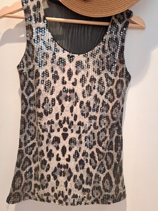 Top corto leopardo brillante