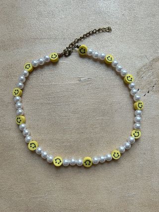 Collar choker perlas-smiley