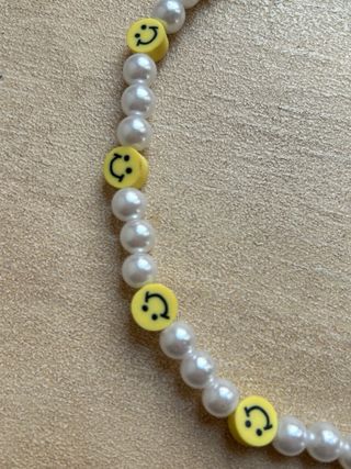 Collar choker perlas-smiley