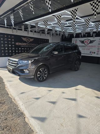 FORD Kuga 2.0 TDCi 110kW 4x2 STLine 2018