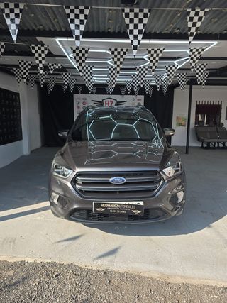 FORD Kuga 2.0 TDCi 110kW 4x2 STLine 2018