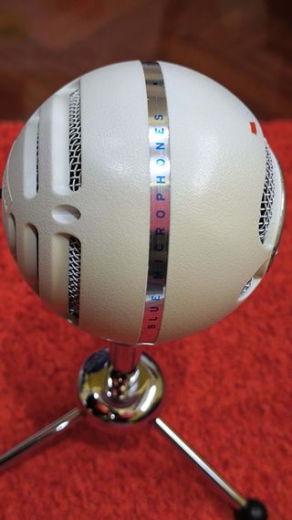 LOGITECH BLUE SNOWBALL (El alto de gama, no ICE)