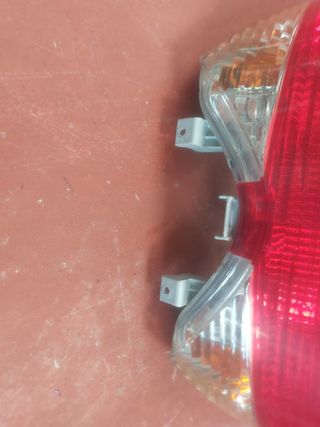 Faro Trasero Burgman 200 (2008)