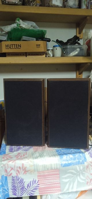 Equipo música  altavoces y minicadena