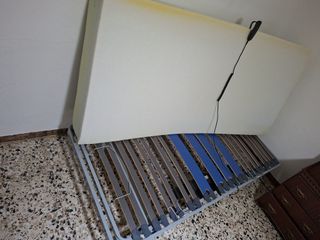 Cama articulada eléctrica en buen estado