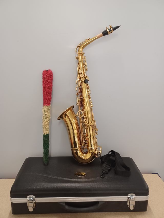 Saxofón Alto Stratone SAS-75