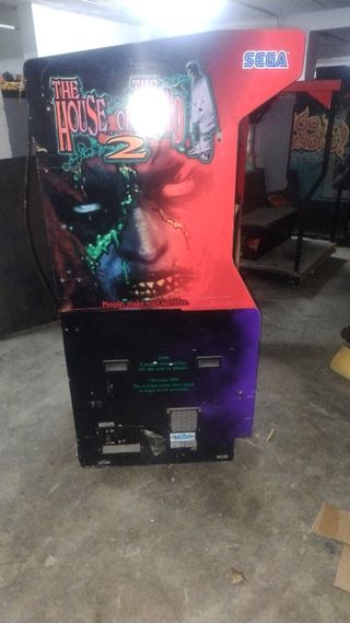 Máquina Arcade House of the Dead 2