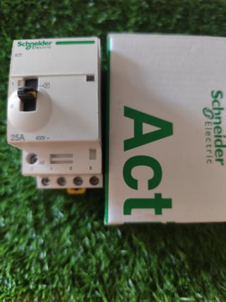 Interruptor Schneider Electric 25A