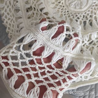 Dos blusas encaje blanco