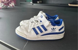 Sneakers da bambino Adidas - blu e bianche