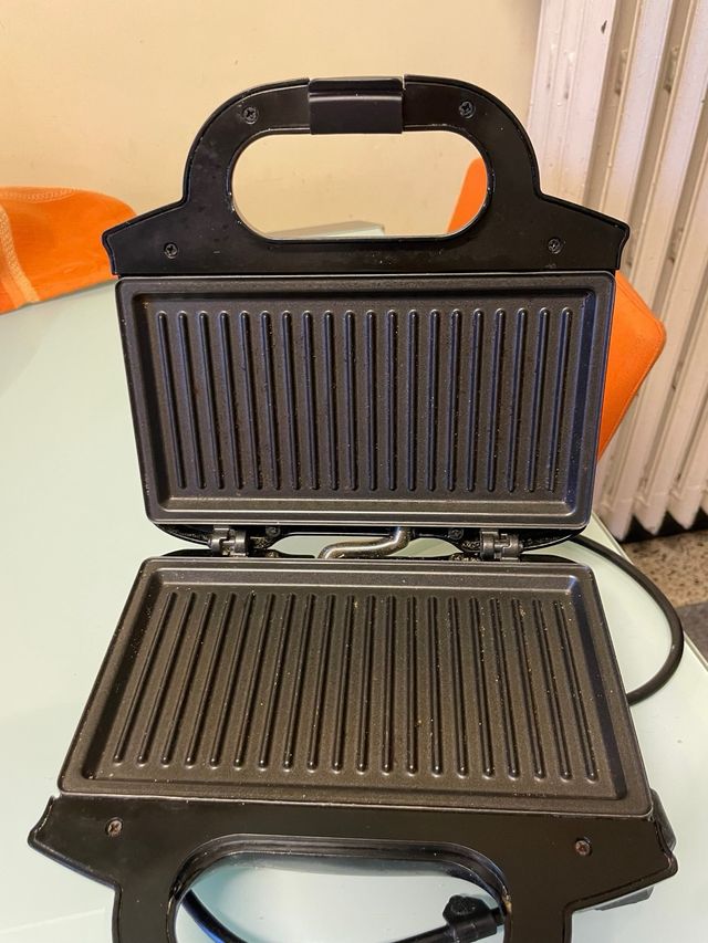 Moulinex Ultracompact Sandwich Tostiera