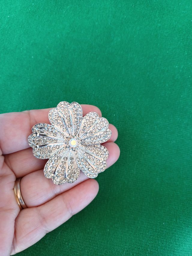 Spilla fiore argento
