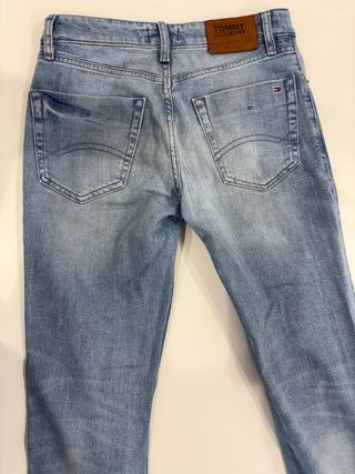 Jeans Tommy Jeans Hombre, Talla 28/30