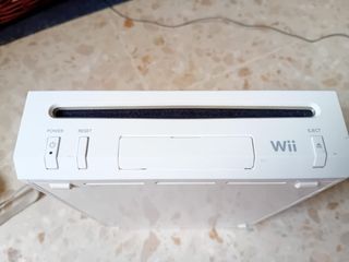 Wii + 2 mandos + cables