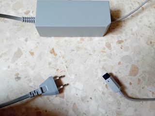 Wii + 2 mandos + cables