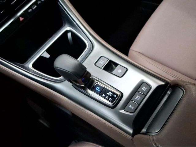Lexus LBX 1.5 136cv HEV Elegant+