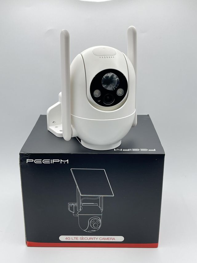 CAMARA DE SEGURIDAD CON PLACA SOLAR PEEIPM UB6 * A ESTRENAR*