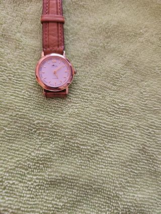 Reloj Lotus mujer dorado