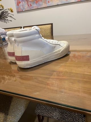 Zapatillas Bimba y Lola de piel