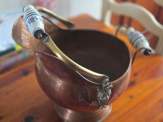 Jarra cobre, porcelana, vintage