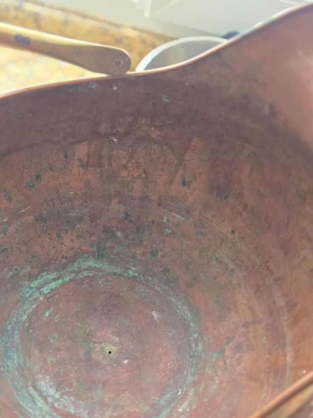 Jarra cobre, porcelana, vintage