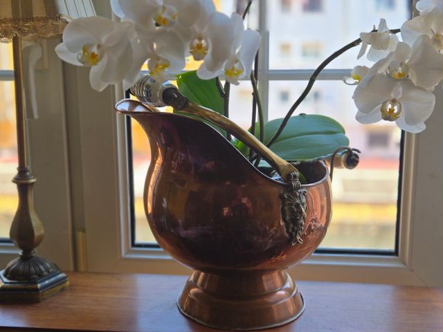 Jarra cobre, porcelana, vintage