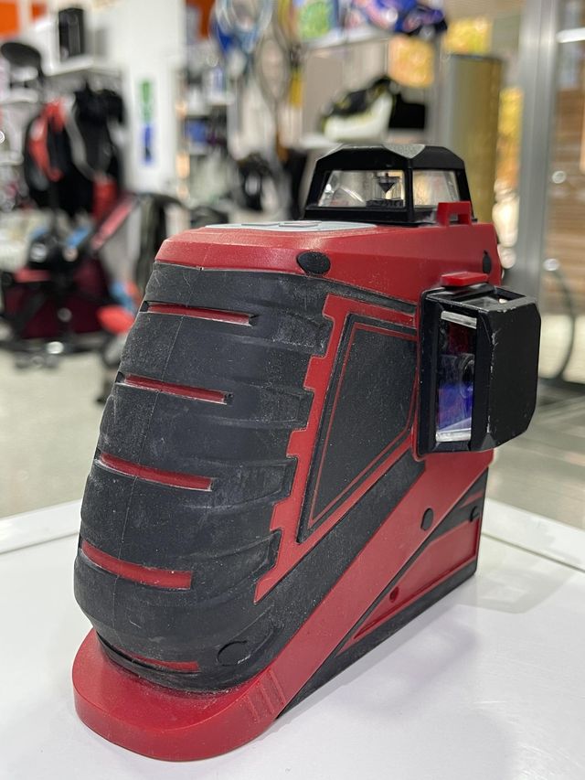 NIVEL LASER METRICA 3D HP GREEN LINEA VERDE+ BATERIA + CARGADOR