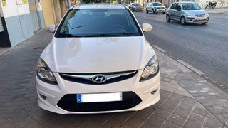 HYUNDAI i30 1.6 CRDi GLS 6v Garantia