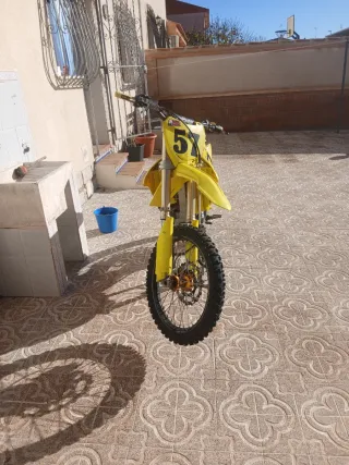 Suzuki RMZ 450 2010 Motocross