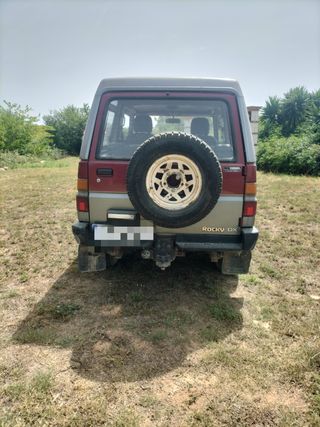 Daihatsu Rocky  1989