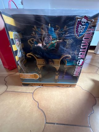 Tocador Cleo Monster High
