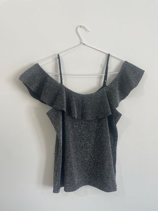 Blusa negra con brillos