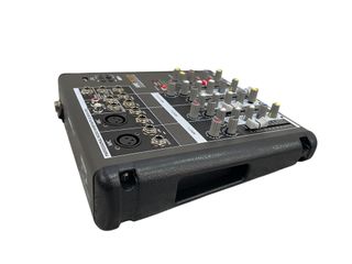 MESA DE MEZCLAS AMS AME 202 USB 4 CH CON CAJA
