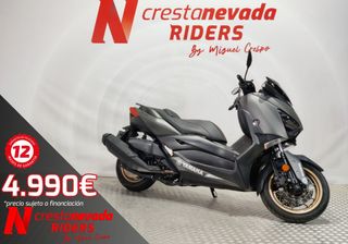 Yamaha XMAX 400 TECH MAX
