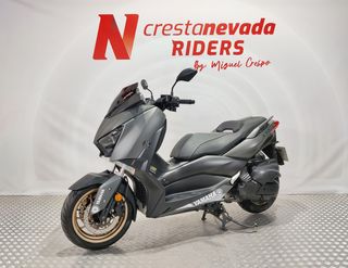 Yamaha XMAX 400 TECH MAX