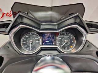 Yamaha XMAX 400 TECH MAX