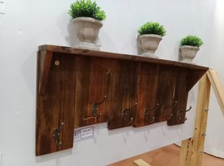 Perchero rústico de madera - 6 ganchos