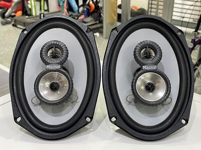 ALTAVOCES DE COCHE MAGNAT BULL POWER 693