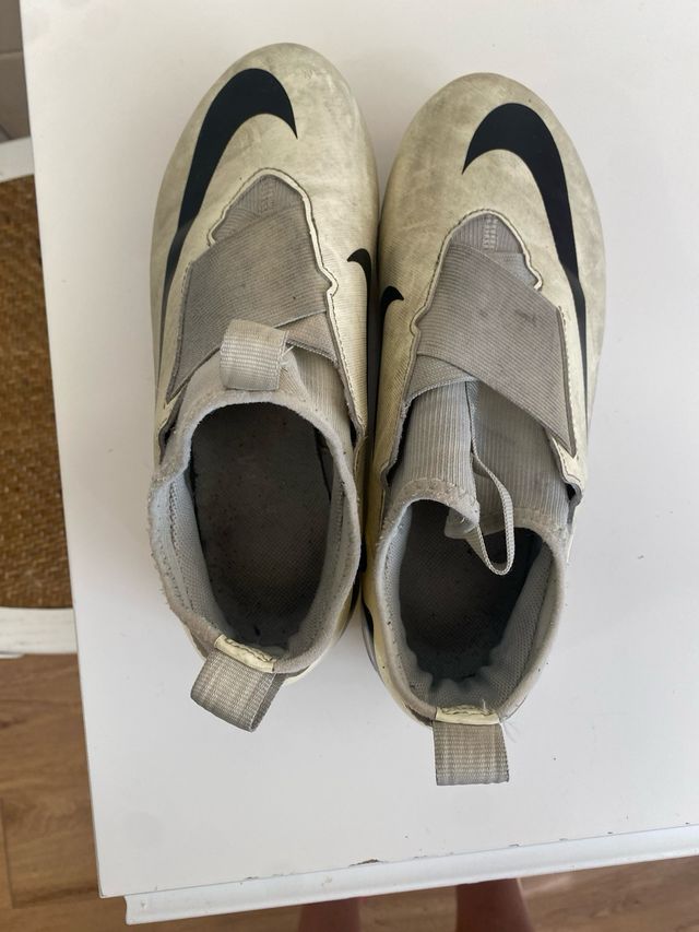 Botas Nike Air Zoom (fútbol) blancas