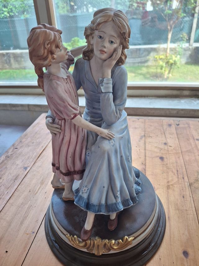 Statuetta Ceramica Bambine