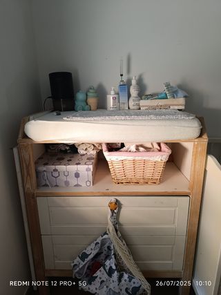 Cómoda infantil Ikea - madera
