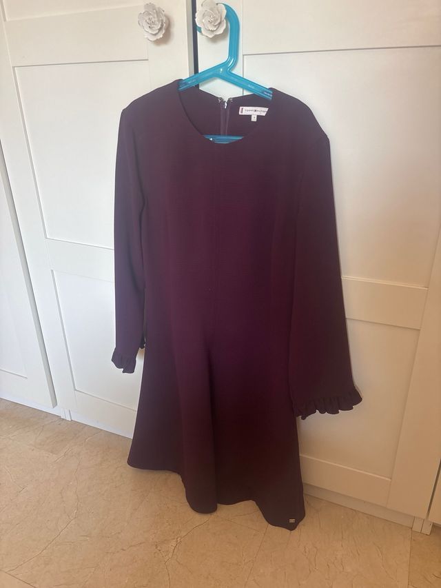 Vestido Tommy Hilfiger morado talla M