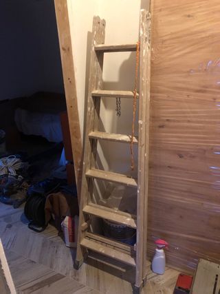 Escalera madera 6 peldaños