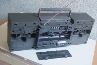 Radiocassette SHARP GF-7750